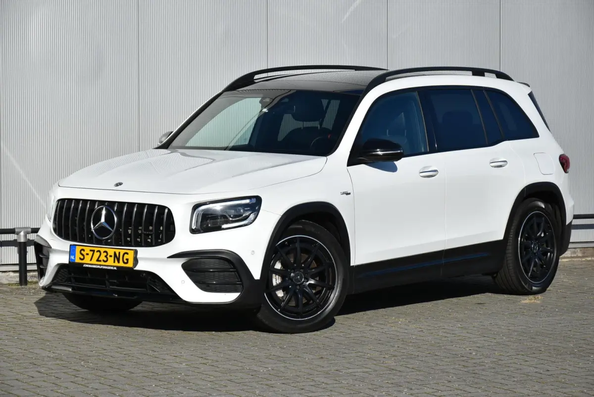 AMG 35 4MATIC Advantage Pano Trekh Full options
