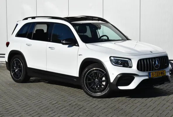 AMG 35 4MATIC Advantage Pano Trekh Full options
