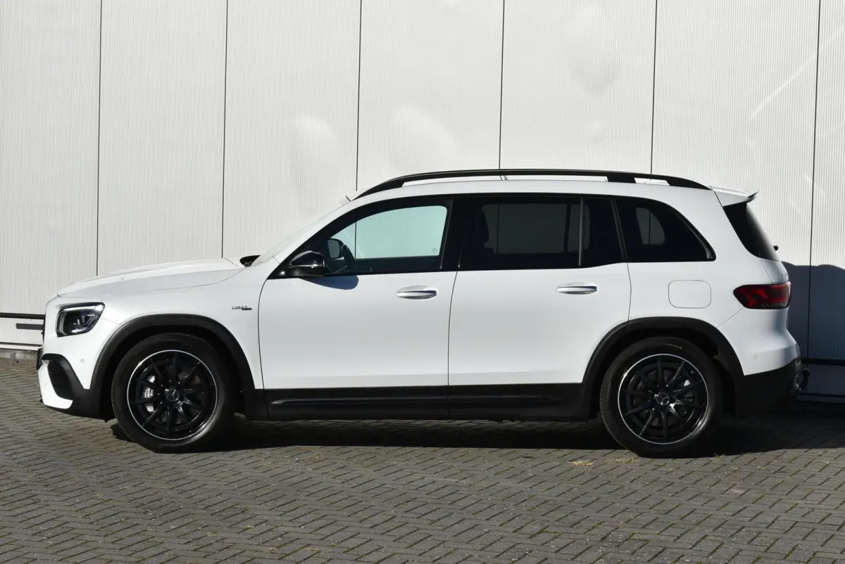 AMG 35 4MATIC Advantage Pano Trekh Full options