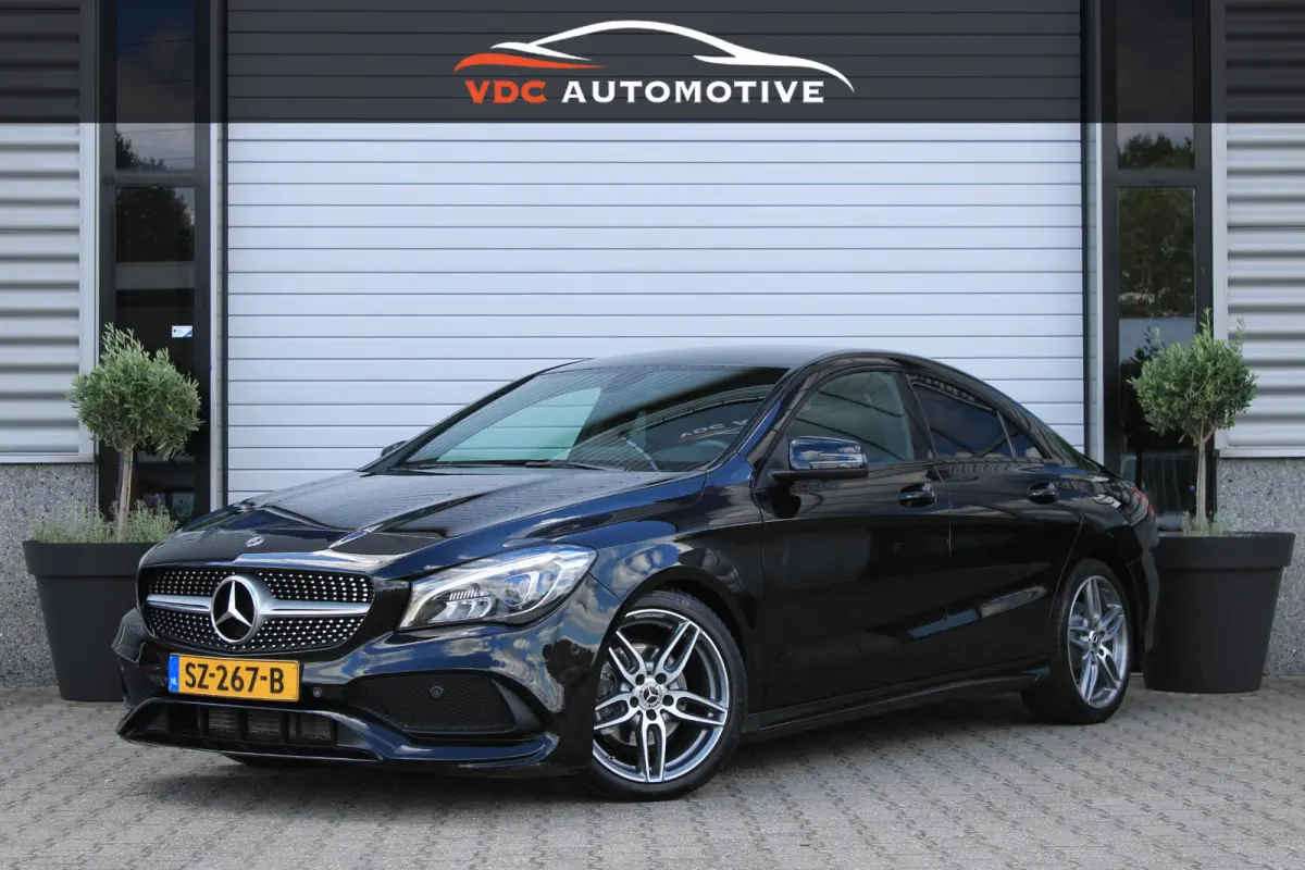 180 AMG Camera | Stoelverwarming | Navi | LED | Volledig Onderhouden