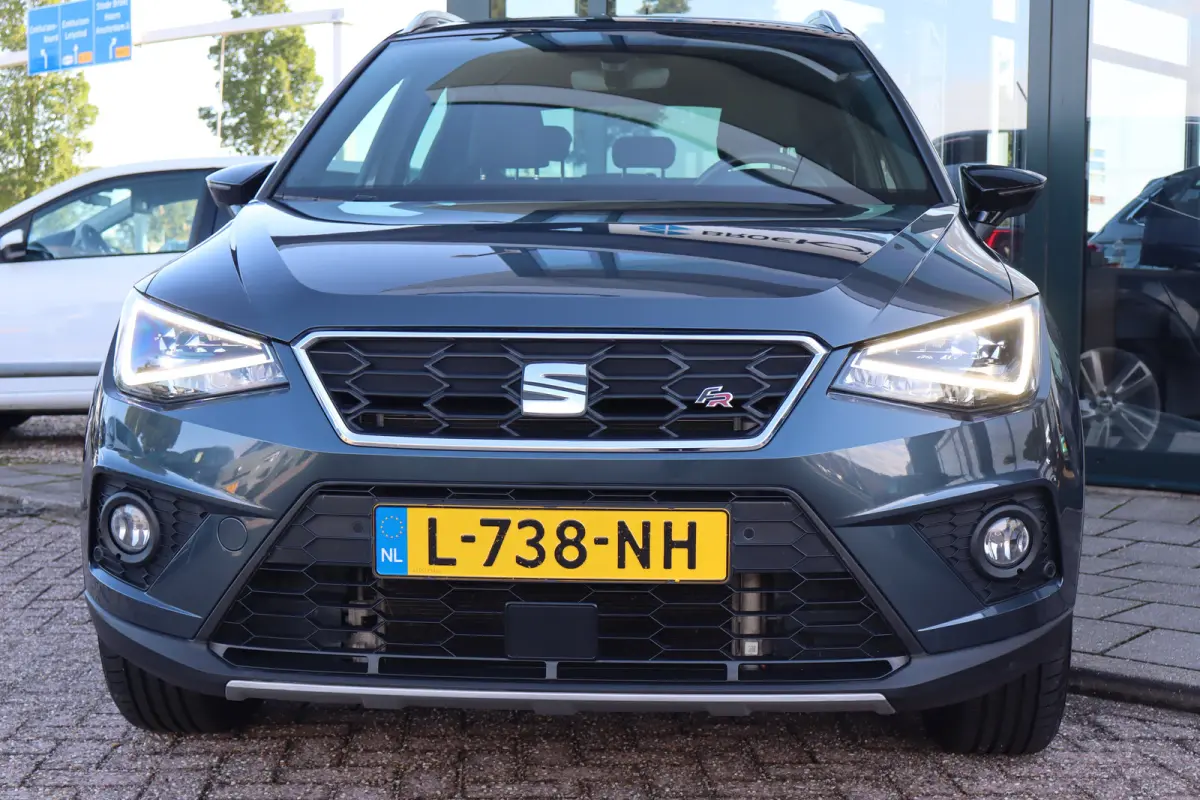1.0 TSI FR Business Intense 110PK Automaat | Achteruitrijcamera | Apple Carplay/Android Auto|telefoonintegratie premium | Lichtmetalen velgen 17"