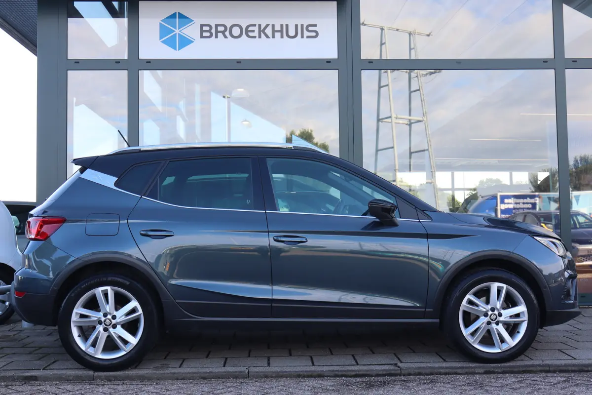 1.0 TSI FR Business Intense 110PK Automaat | Achteruitrijcamera | Apple Carplay/Android Auto|telefoonintegratie premium | Lichtmetalen velgen 17"
