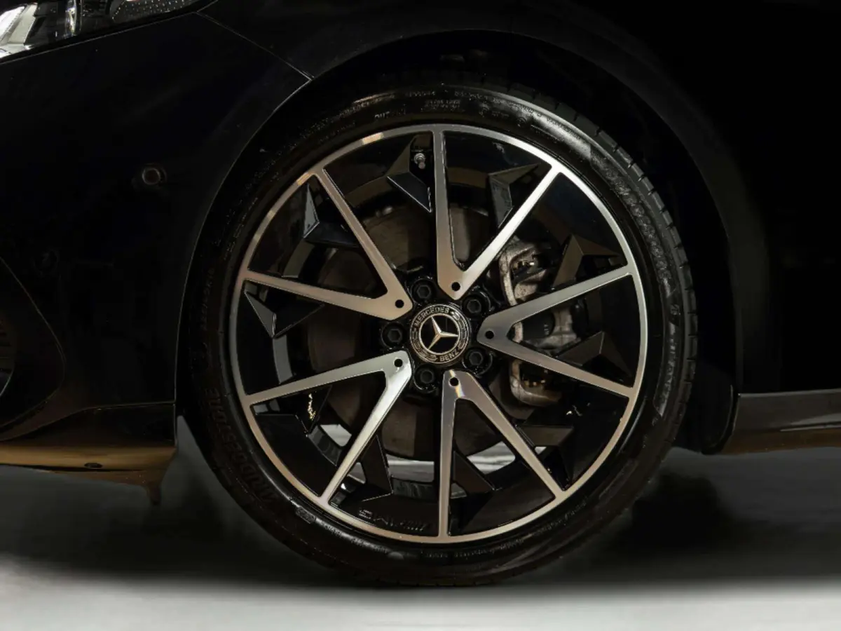 250+ Launch Edition 85.5 kWh