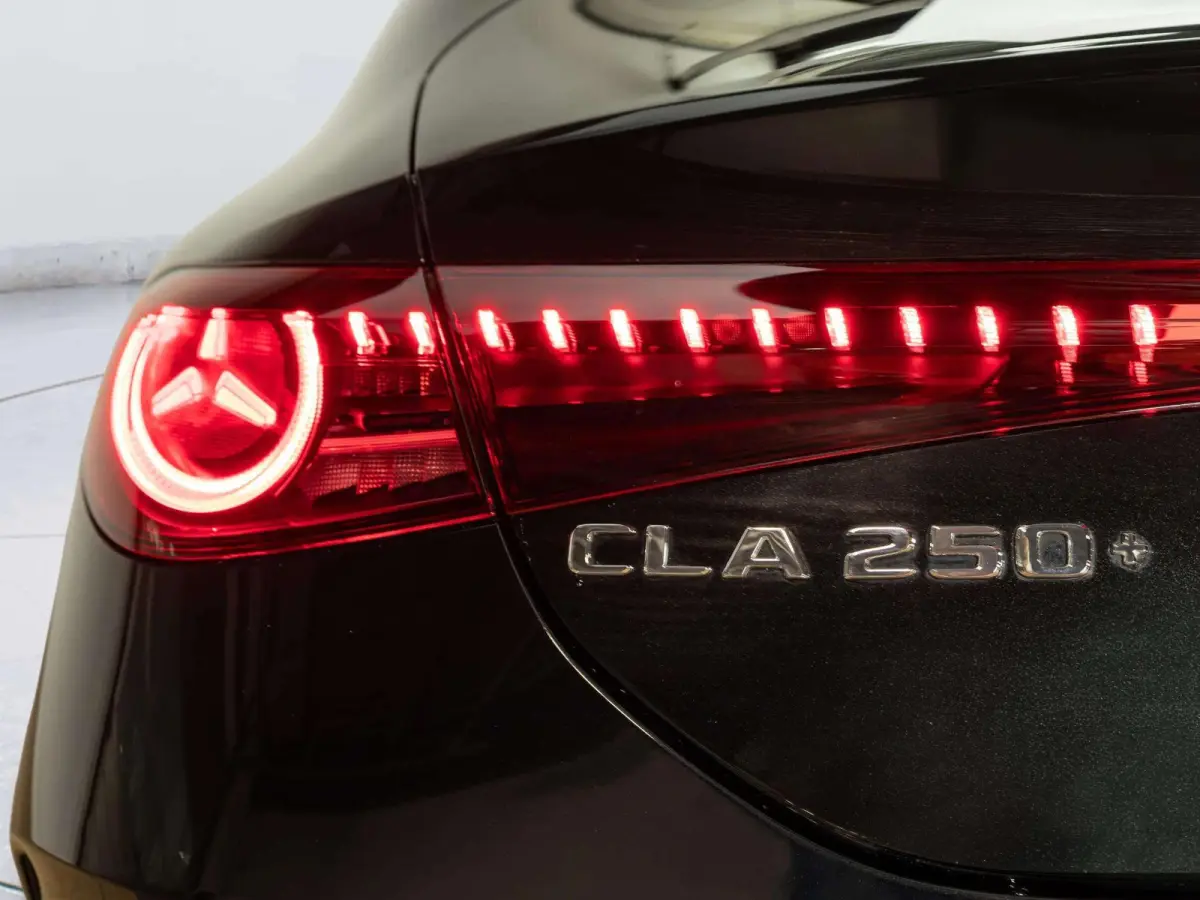 250+ Launch Edition 85.5 kWh