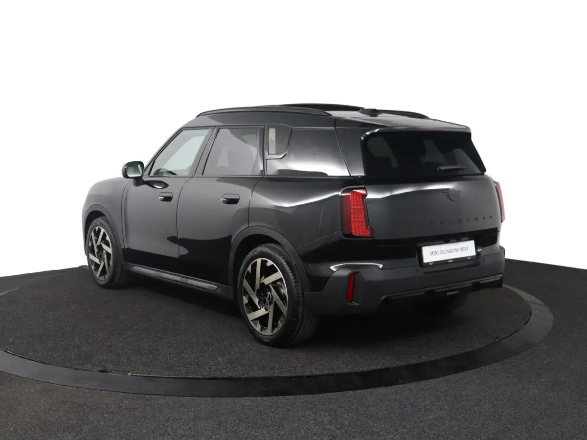 E Favoured M 66.5 kWh | SOH 100% | Pakket M | Head Up | Panoramadak