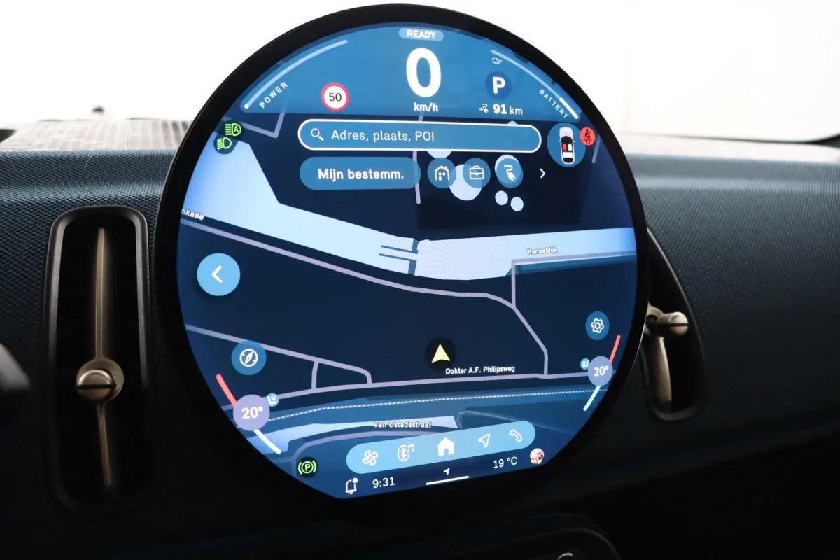 E Favoured M 66.5 kWh | SOH 100% | Pakket M | Head Up | Panoramadak