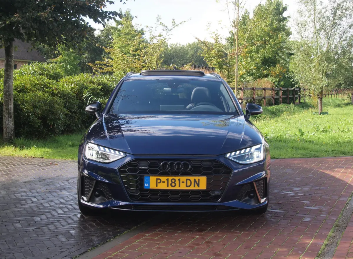 40 TFSI quattro S edition Competition | Panoramadak | Camera | Bang & Olufsen | Memory stoelen | Sfeerverlichting | NL-Auto |