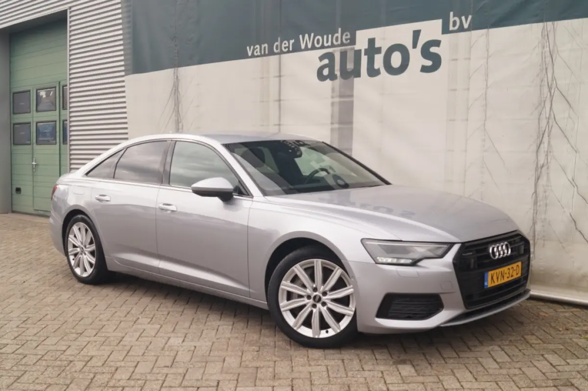 50 TFSI e PHEV Quattro Design Edition -LEER-