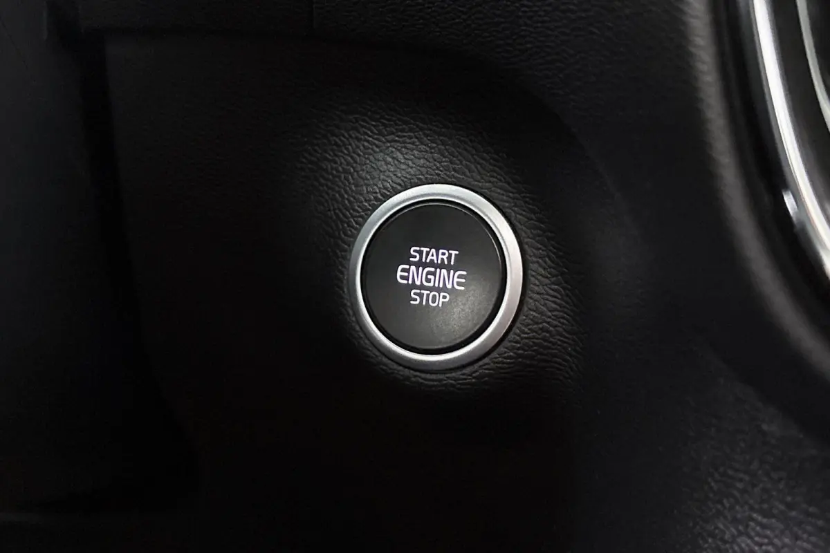 1.5 T4 Plug-in hybrid Ultimate Dark Panoramadak Trekhaak Stuur-Stoelverwarming Camera