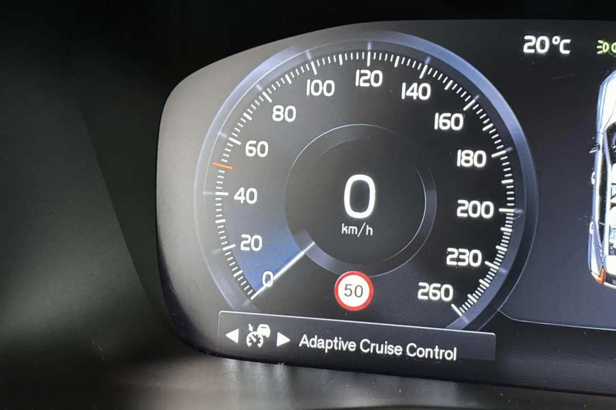 1.5 T4 Plug-in hybrid Ultimate Dark Panoramadak Trekhaak Stuur-Stoelverwarming Camera