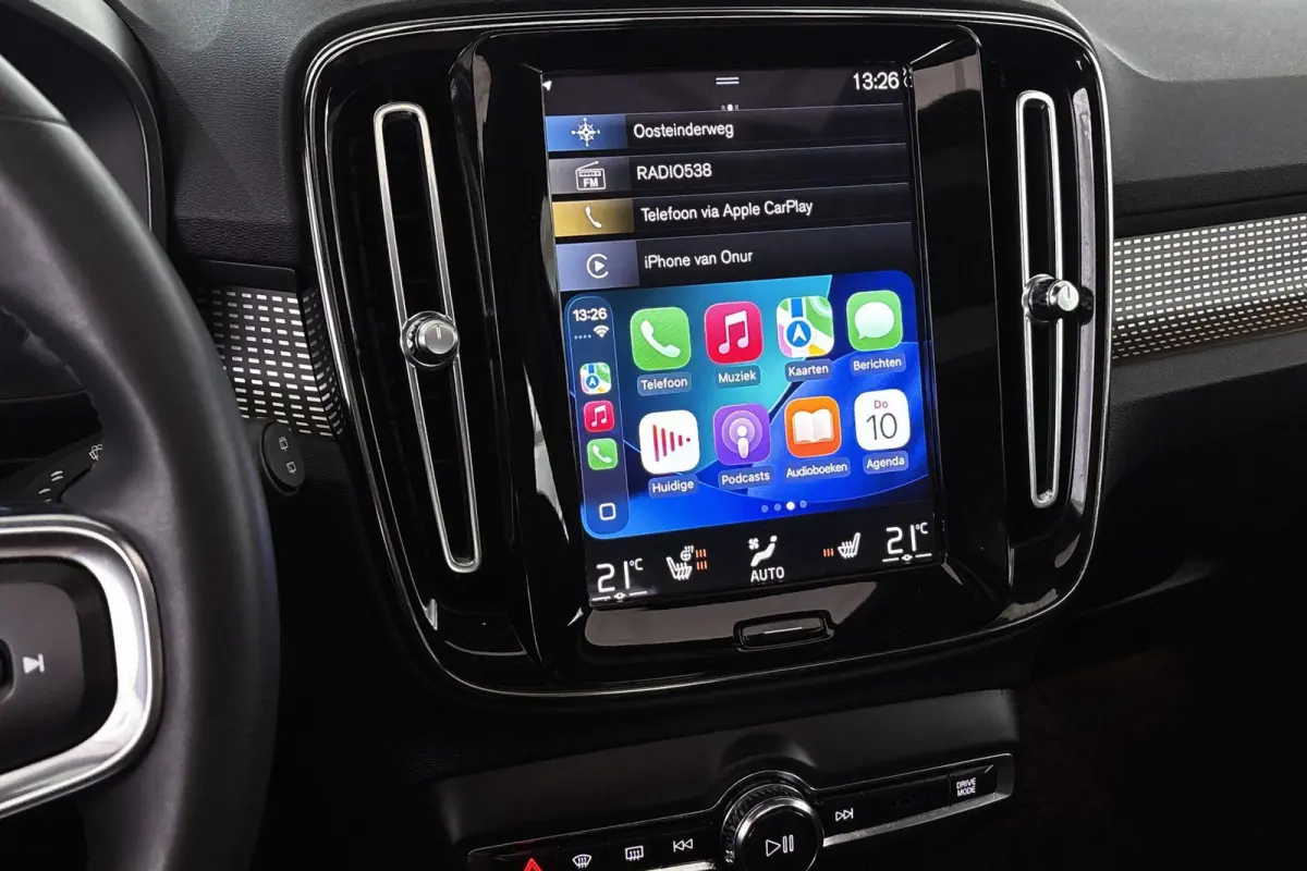 1.5 T4 Plug-in hybrid Ultimate Dark Panoramadak Trekhaak Stuur-Stoelverwarming Camera