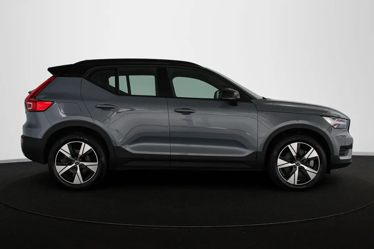 1.5 T4 Plug-in hybrid Ultimate Dark Panoramadak Trekhaak Stuur-Stoelverwarming Camera
