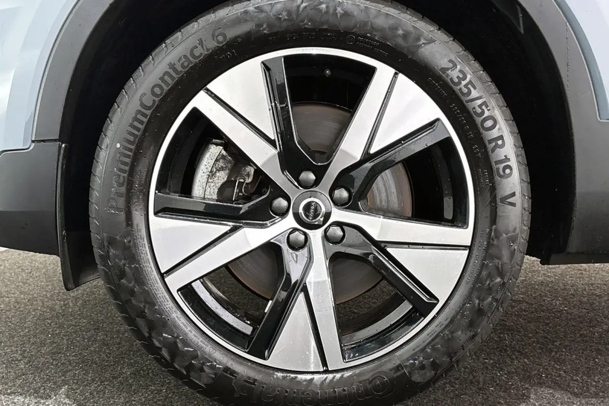 1.5 T4 Plug-in hybrid Ultimate Dark Panoramadak Trekhaak Stuur-Stoelverwarming Camera