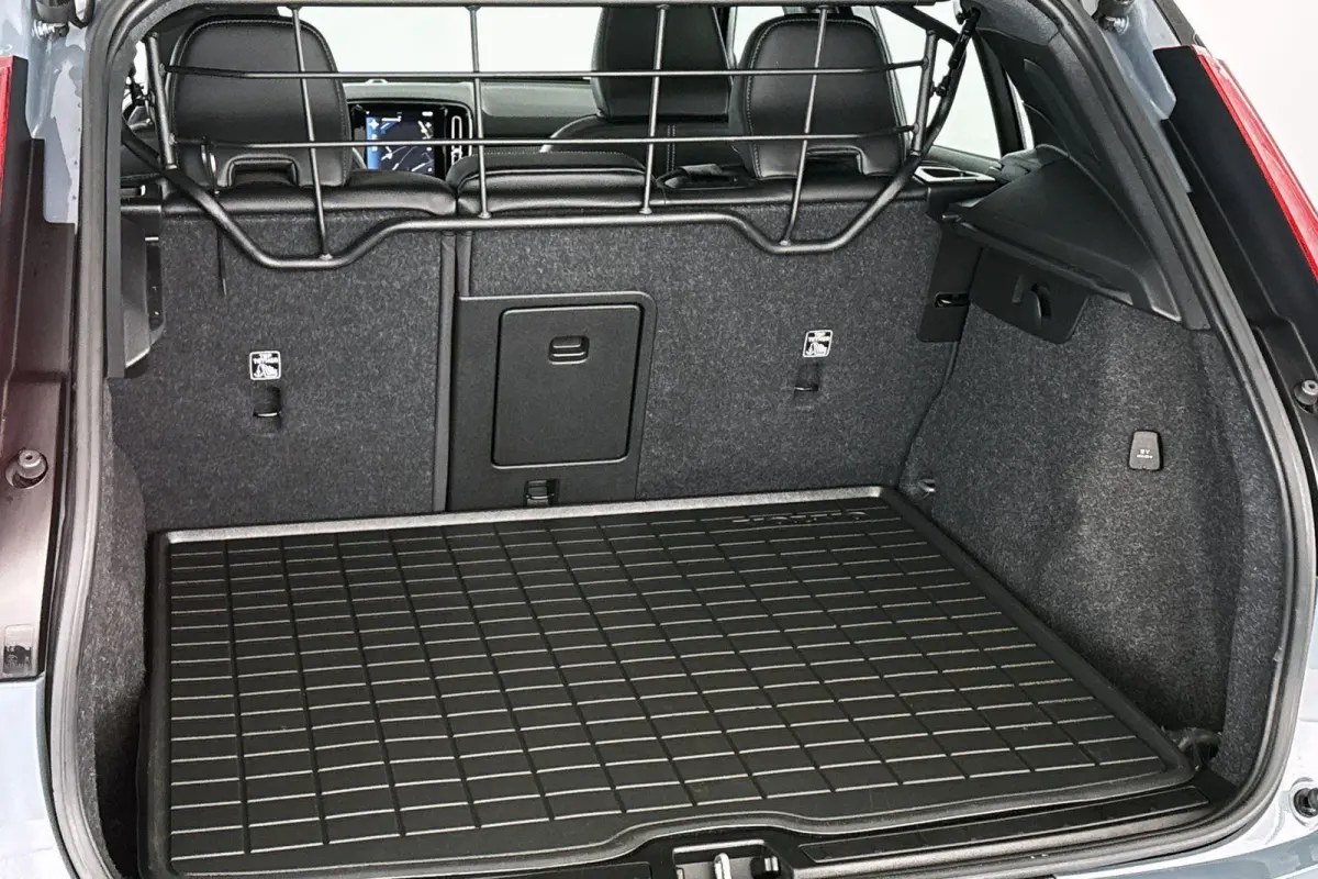 1.5 T4 Plug-in hybrid Ultimate Dark Panoramadak Trekhaak Stuur-Stoelverwarming Camera
