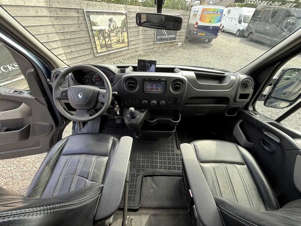 | HORSETRUCK | STX | STALLION 5XL | 2018 | HENGST | AUTOMATIC | DUB CAB | 5-SEAT | 165.631KM | L3 | 170PK | SUPERDELUXE | DEENS KENTEKEN