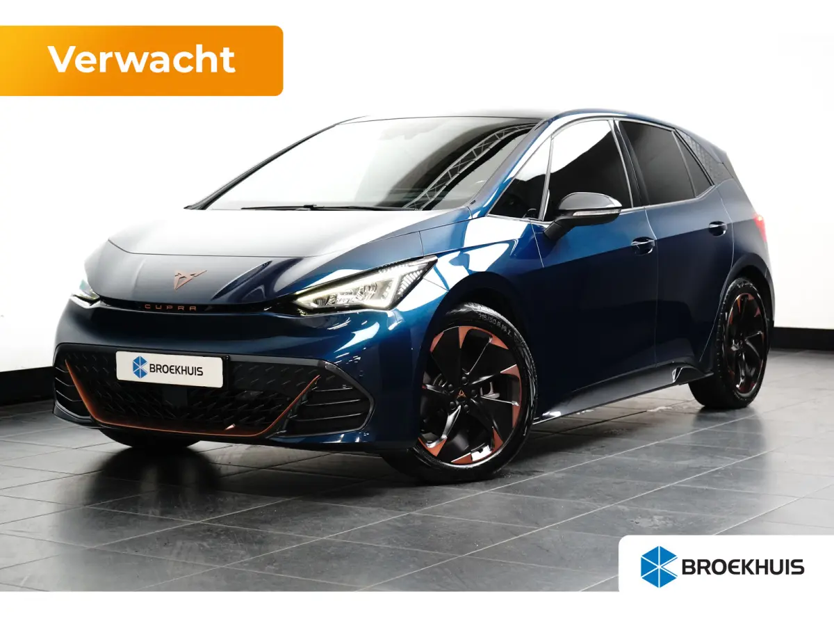 Copper 62 kWh 204 pk | Achteruitrijcamera | Apple Carplay | Stoelverwarming |