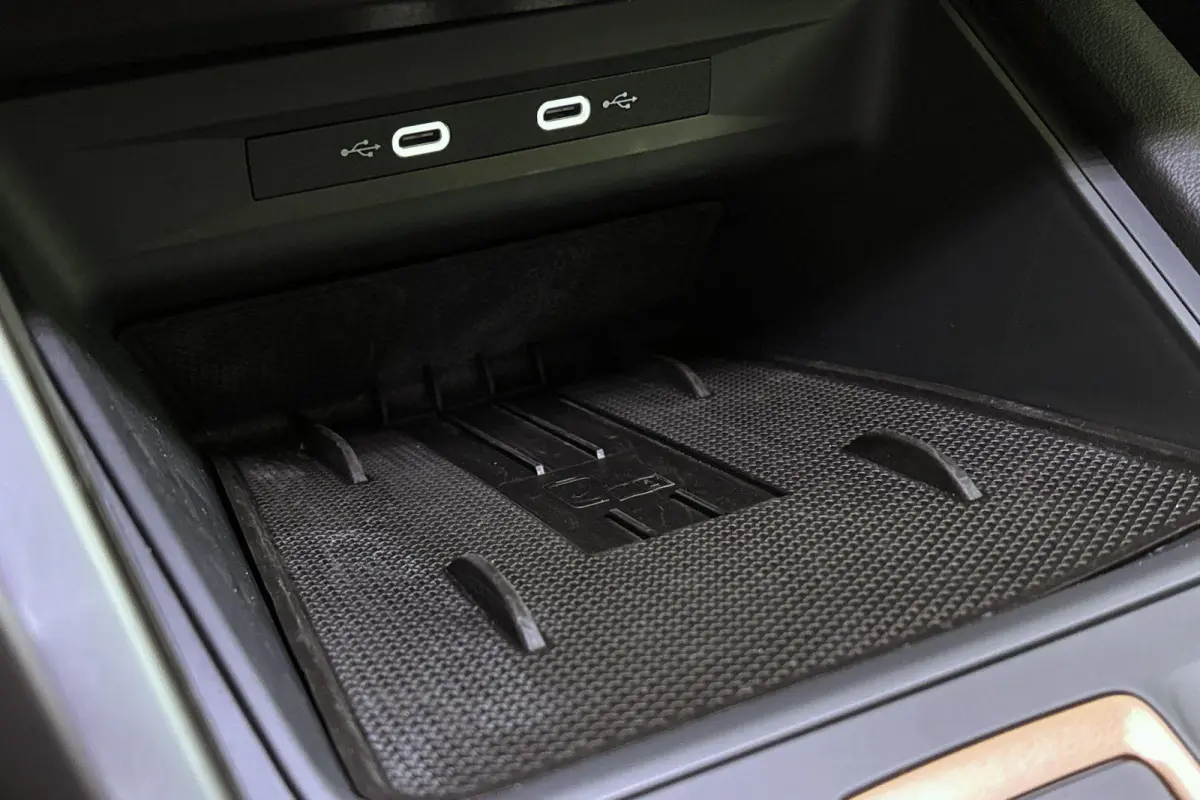 1.5 TSI e-Hybrid Business Facelift Stoelverwarming Camera Keyless