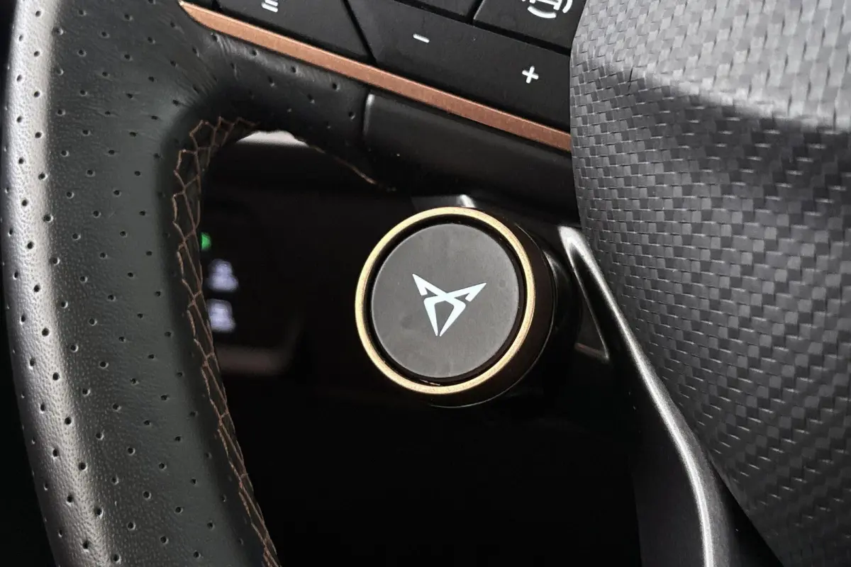 1.5 TSI e-Hybrid Business Facelift Stoelverwarming Camera Keyless