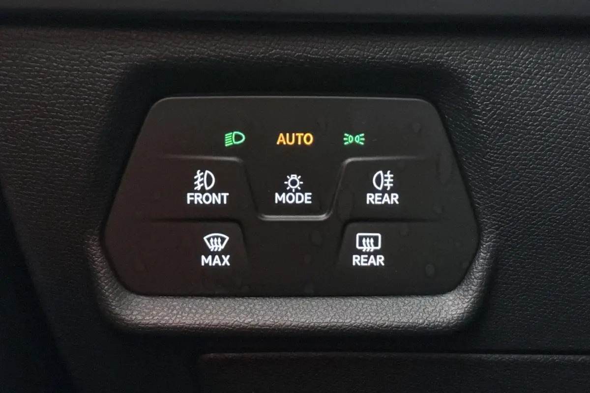 1.5 TSI e-Hybrid Business Facelift Stoelverwarming Camera Keyless