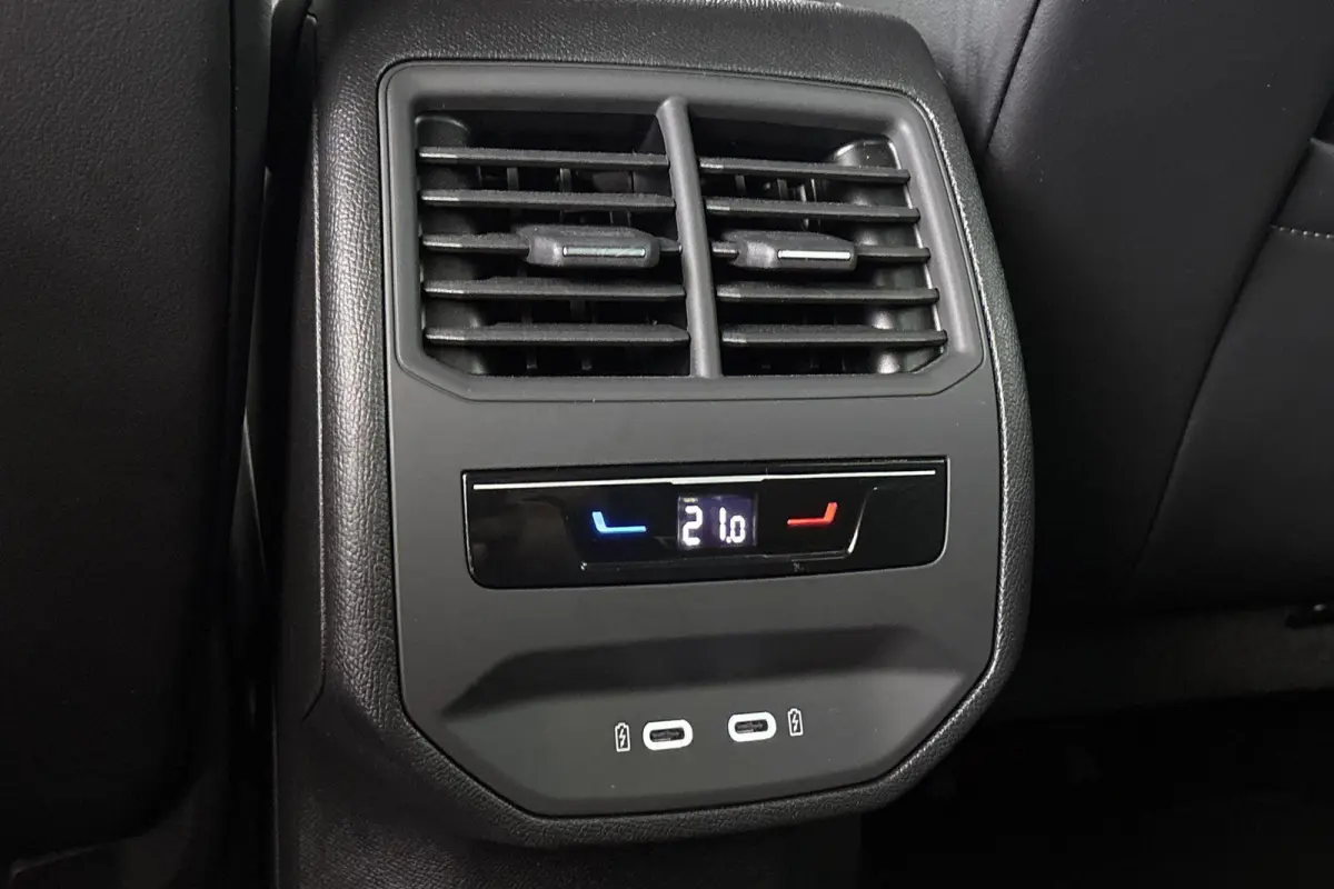 1.5 TSI e-Hybrid Business Facelift Stoelverwarming Camera Keyless