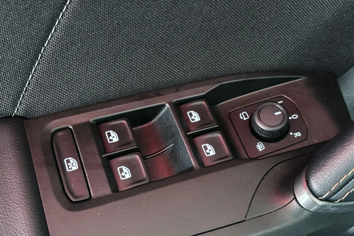 1.5 TSI e-Hybrid Business Facelift Stoelverwarming Camera Keyless