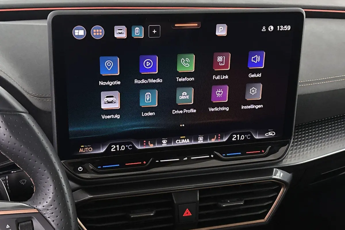 1.5 TSI e-Hybrid Business Facelift Stoelverwarming Camera Keyless