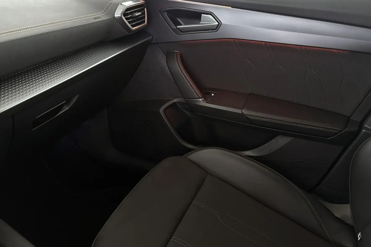 1.5 TSI e-Hybrid Business Facelift Stoelverwarming Camera Keyless