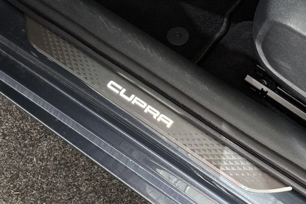 1.5 TSI e-Hybrid Business Facelift Stoelverwarming Camera Keyless