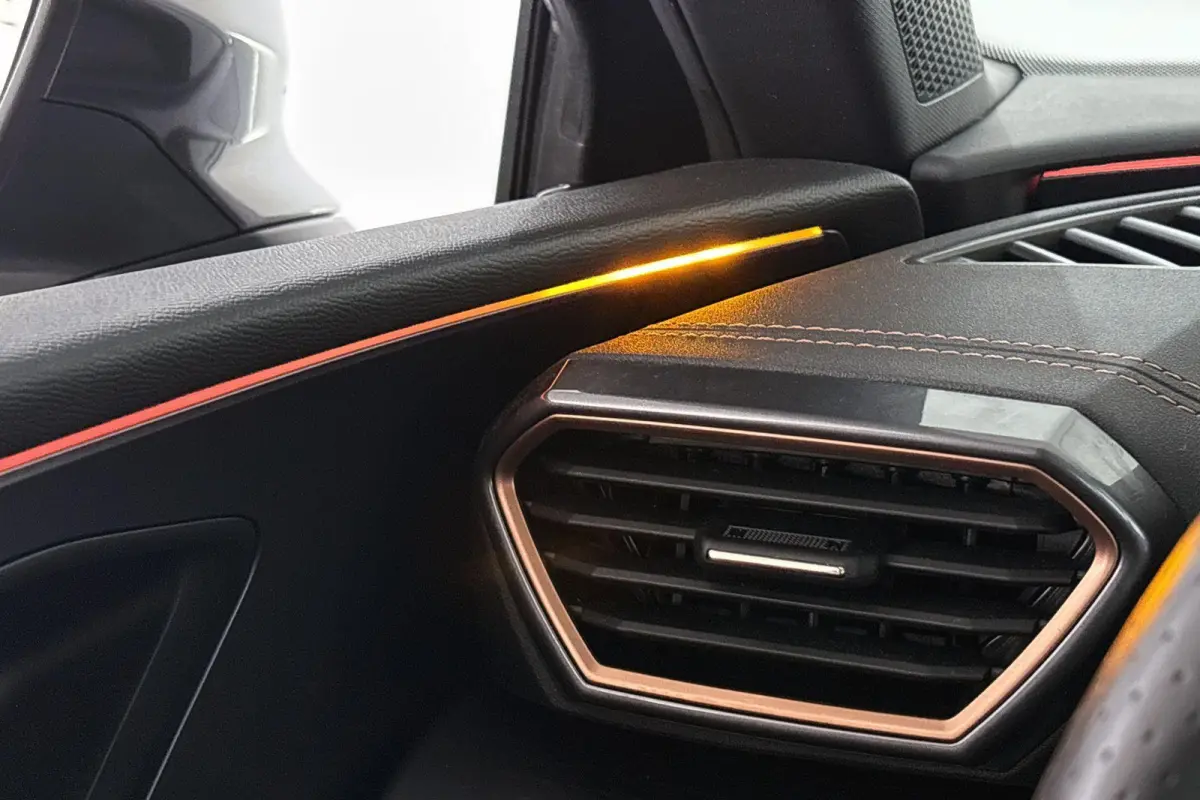 1.5 TSI e-Hybrid Business Facelift Stoelverwarming Camera Keyless