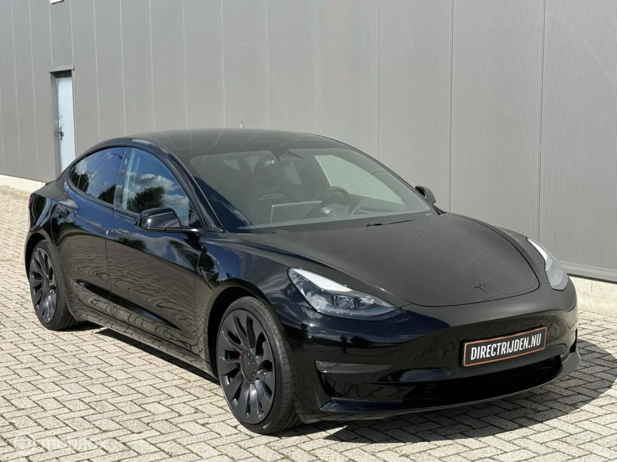 Performance AWD 75 kWh Facelift 2021 - SOH 86%