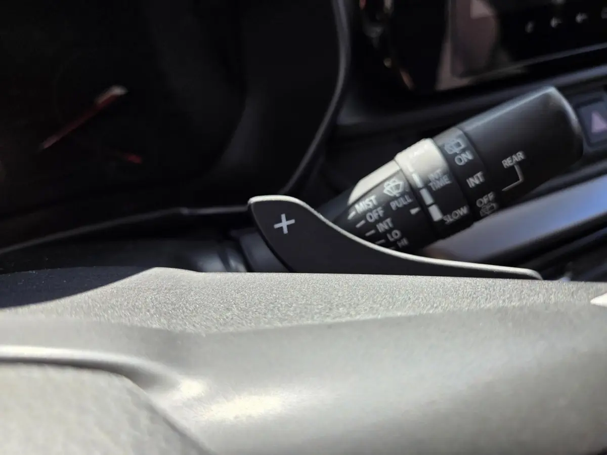 1.2 Style Smart Hybrid | Automaat / Nieuw model | Parelmoer / Carplay / Clima / Two-Tone
