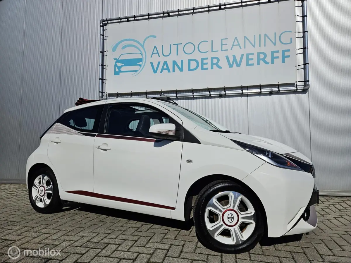 1.0 VVT-i x-cite Cabrio zeer nette auto!!