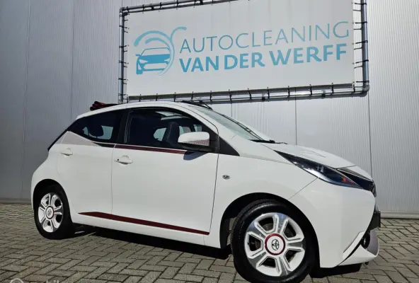 1.0 VVT-i x-cite Cabrio zeer nette auto!!
