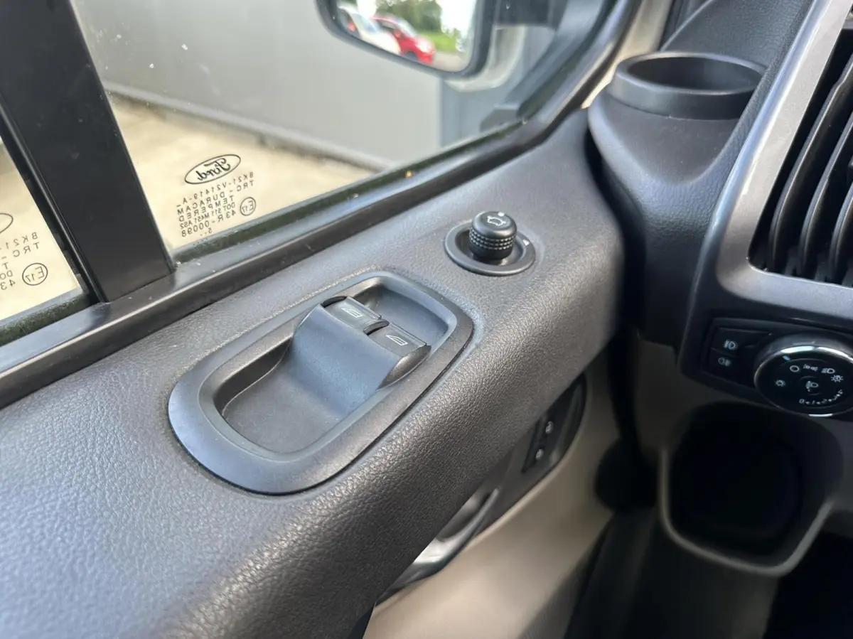 2.2 TDCI L1H1 Limited Dubbel cabine NAP