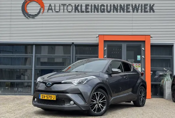1.8 Hybrid Dynamic / NL auto / Trekhaak Afneembaar / Camera / Navi / Stoelverwarming /