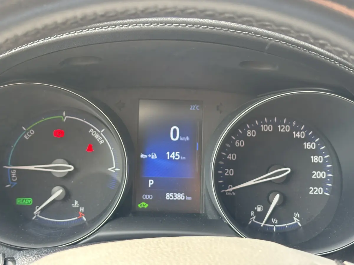 1.8 Hybrid Dynamic / NL auto / Trekhaak Afneembaar / Camera / Navi / Stoelverwarming /