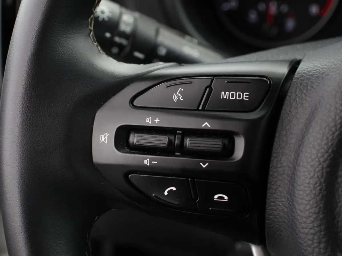 1.0 DPi Automaat DynamicLine Navigatie Airco Camera DAB Lichtmetalen velgen Bluetooth Apple Carplay/ Android