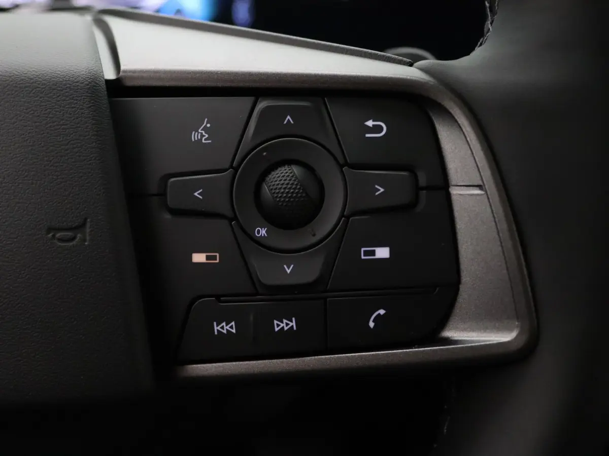 Evolve 75 kWh Apple Carplay/Android Auto | Climate