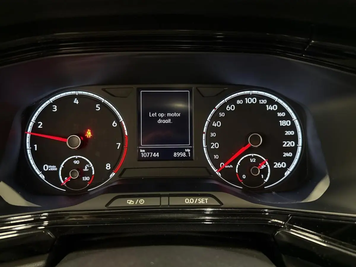 1.0 TSI Life AUTOMAAT,ADAP.CRUISE,LED,LMV