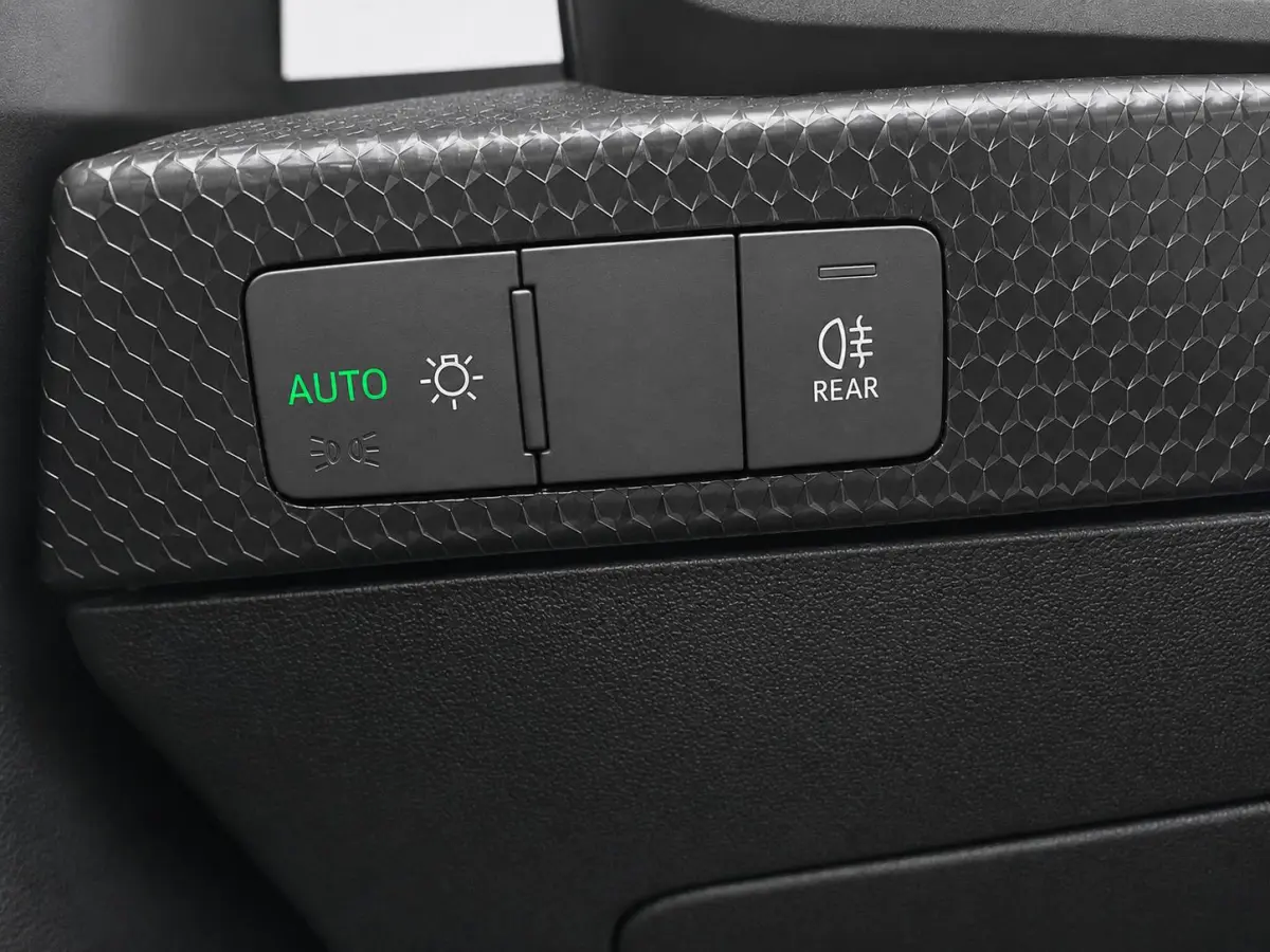 25 TFSI Advanced edition Navi Virtual Cockpit PDC v+a Cruise 2-Zone Clima CarPlay