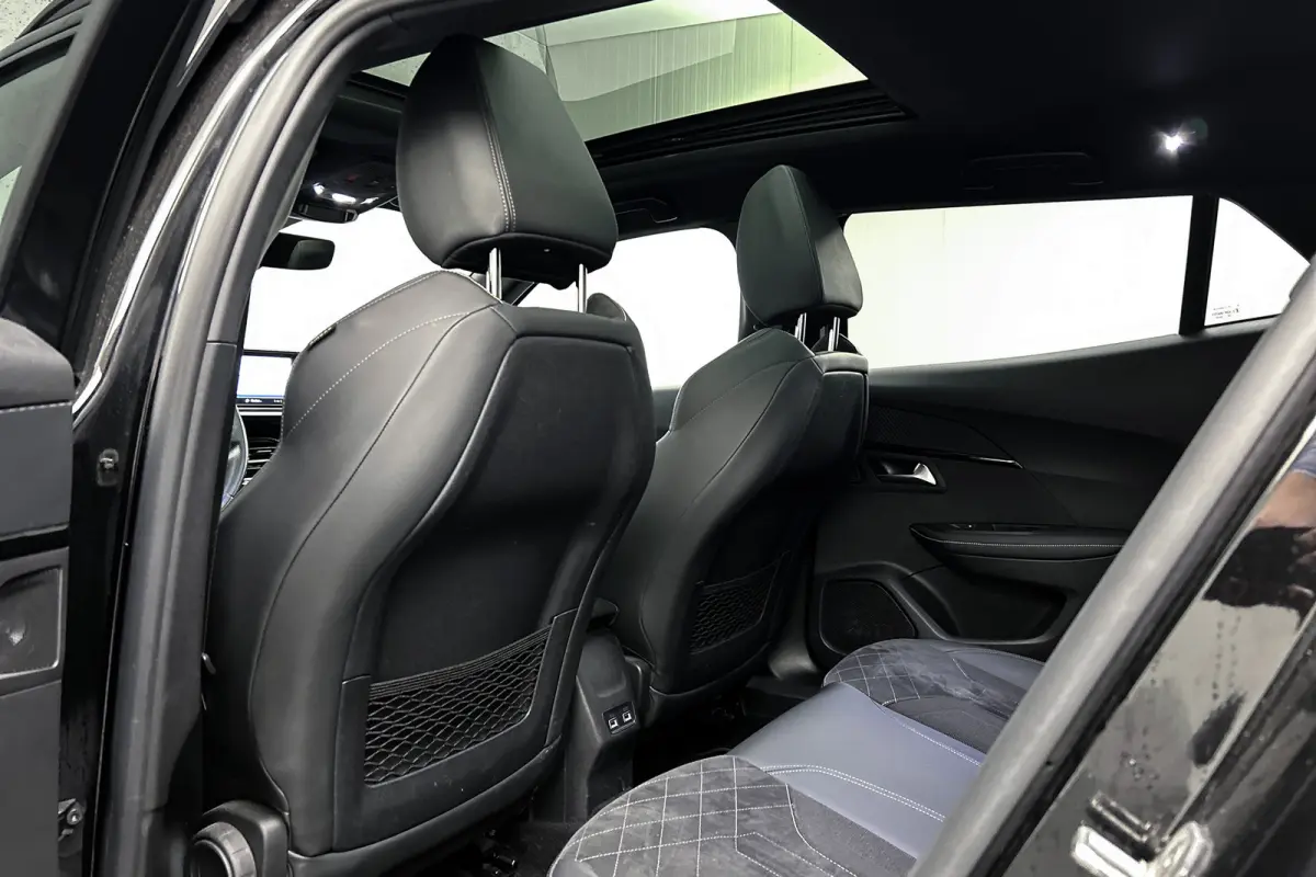 1.2 PureTech GT | Panoramadak | Stoelverwarming | Camera