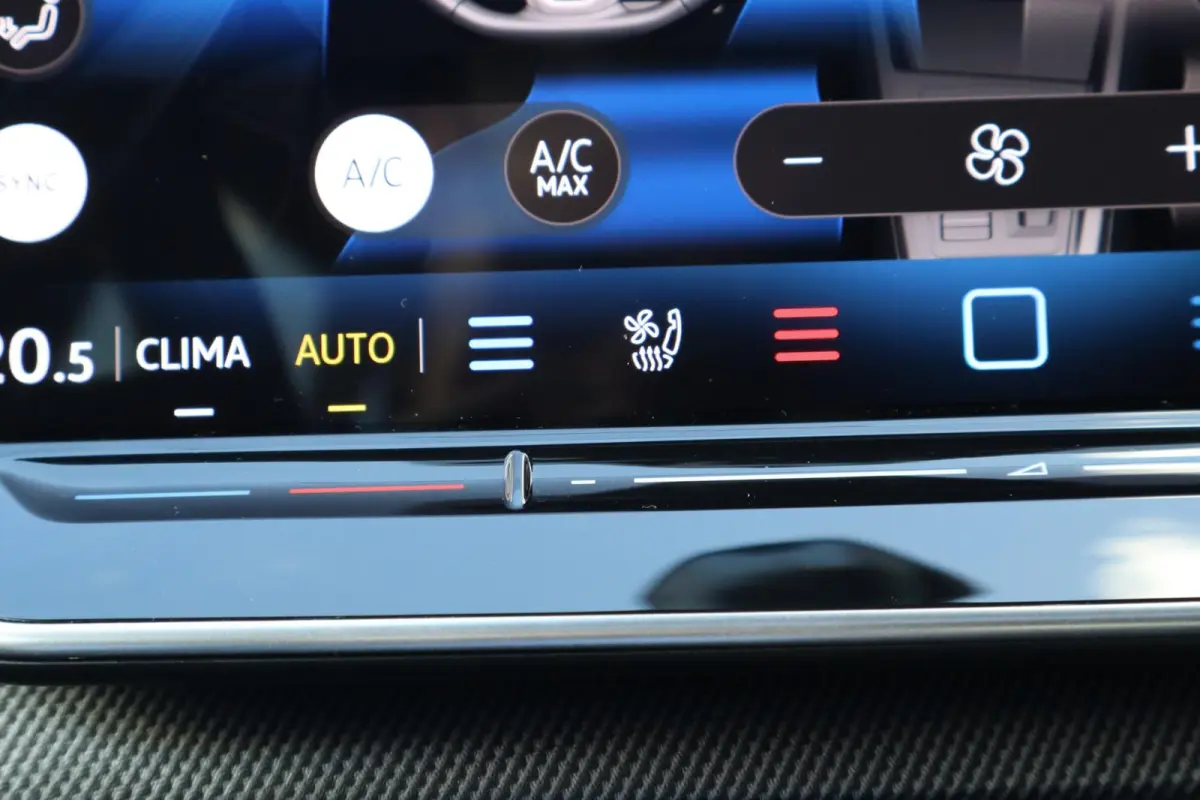 GTE 1.5 eHybrid 272pk | SoH 100% | Panoramadak | Lederen Bekleding | Head-up Display | Trekhaak Zwenkbaar