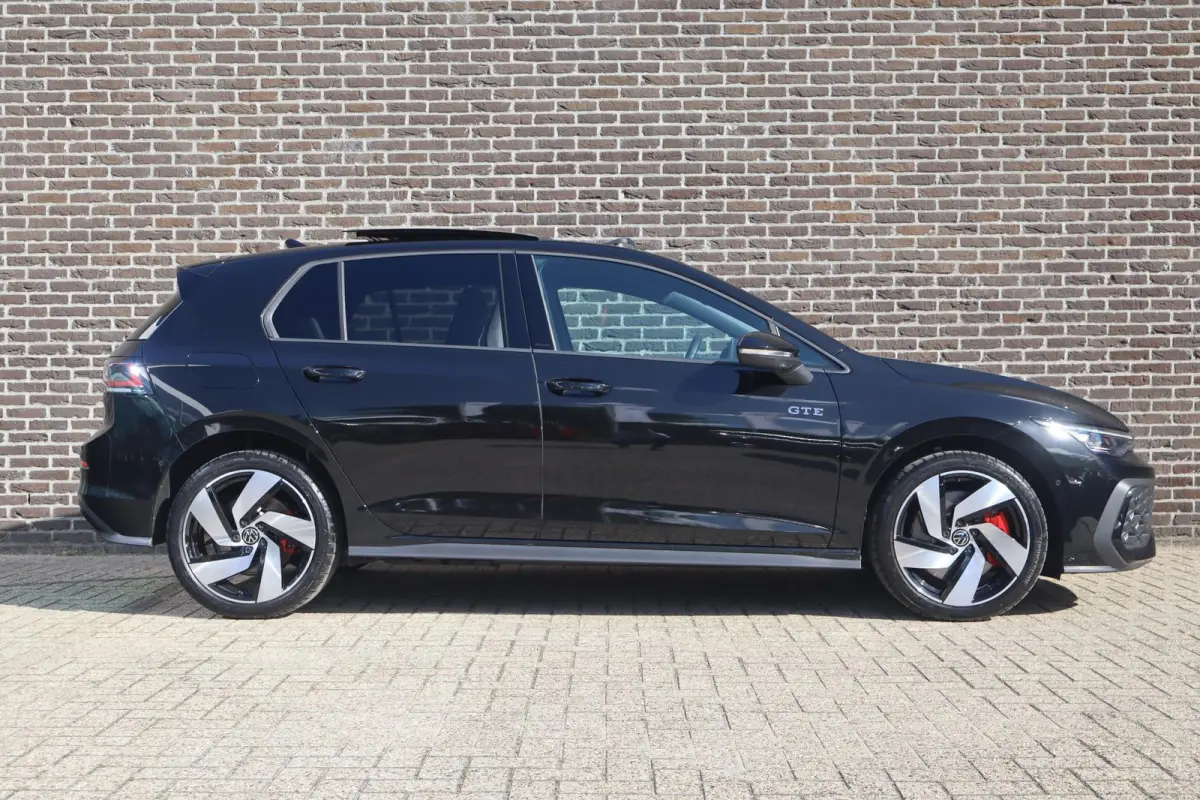 GTE 1.5 eHybrid 272pk | SoH 100% | Lederen Bekleding | Head-up Display | Trekhaak Zwenkbaar | Panoramadak