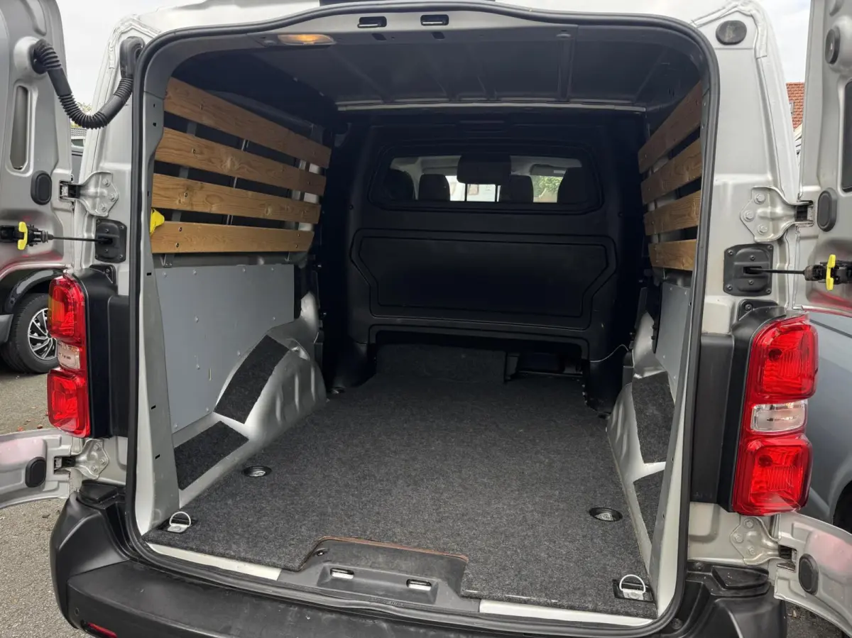 bestel 2.0 BlueHDI 120 Comfort XL DC S&S
