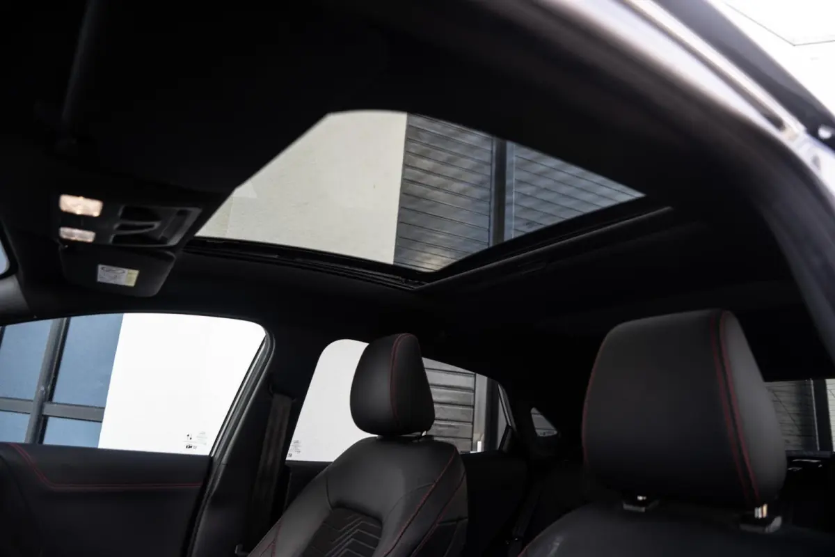 1.0 EcoBoost ST-Line X PANO / CAMERA / WINTER PAKKET