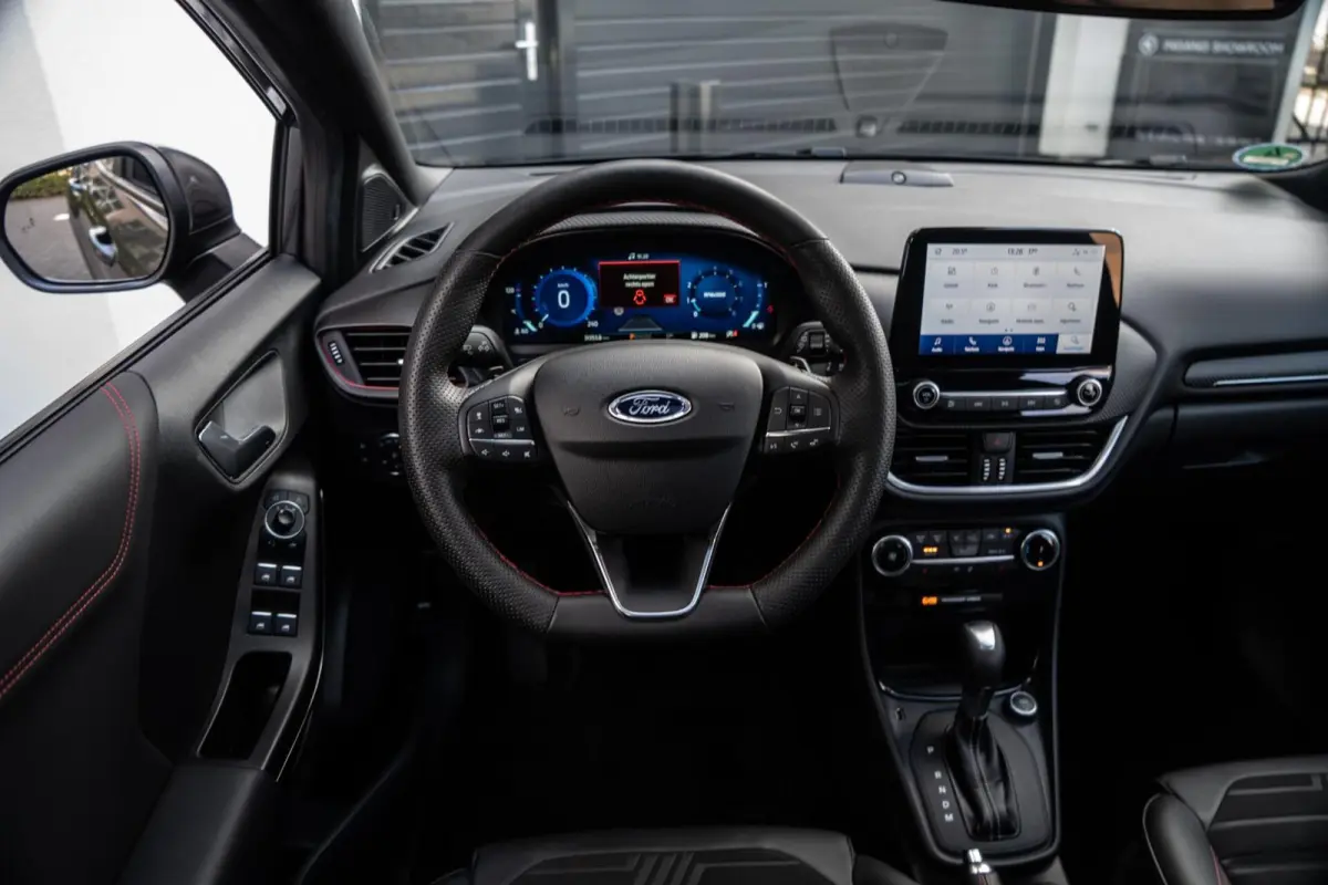 1.0 EcoBoost ST-Line X PANO / CAMERA / WINTER PAKKET