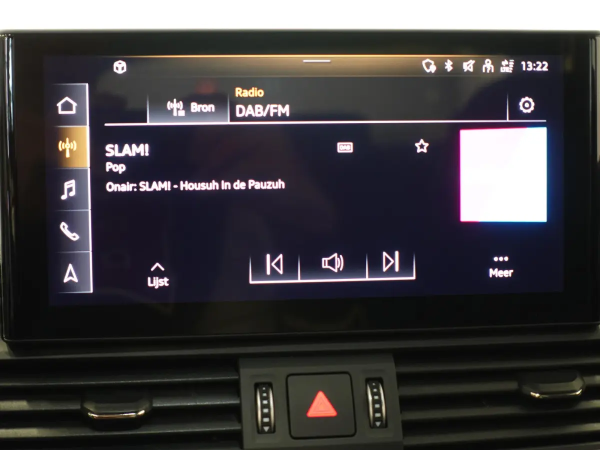 50 TFSIe PHEV Pro Line Navigatie Apple Carplay/Android Auto Adaptive Cruise Control Parkeersensoren Camera Elektrische achterklep LED Stoelverwarming