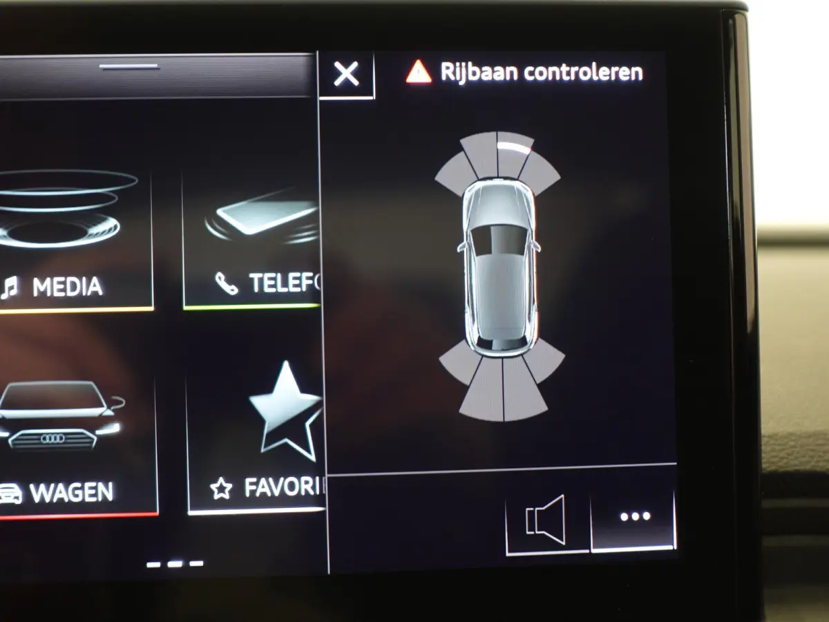 50 TFSIe PHEV Pro Line Navigatie Apple Carplay/Android Auto Adaptive Cruise Control Parkeersensoren Camera Elektrische achterklep LED Stoelverwarming