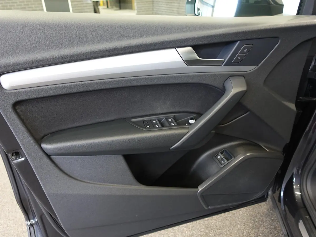 50 TFSIe PHEV Pro Line Navigatie Apple Carplay/Android Auto Adaptive Cruise Control Parkeersensoren Camera Elektrische achterklep LED Stoelverwarming