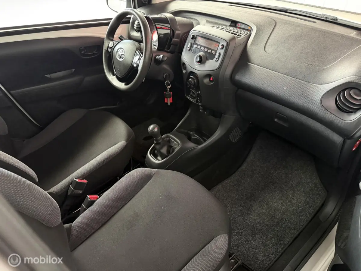 1.0 VVT-I/Airco/Bluetooth/Nieuwe APK/NAP-KM/TOP!